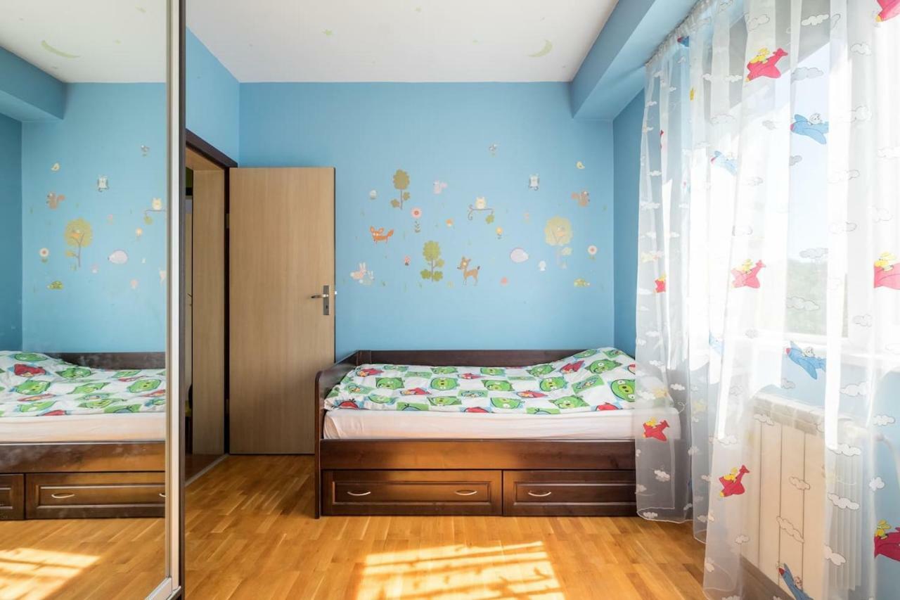 Away From Apartemen